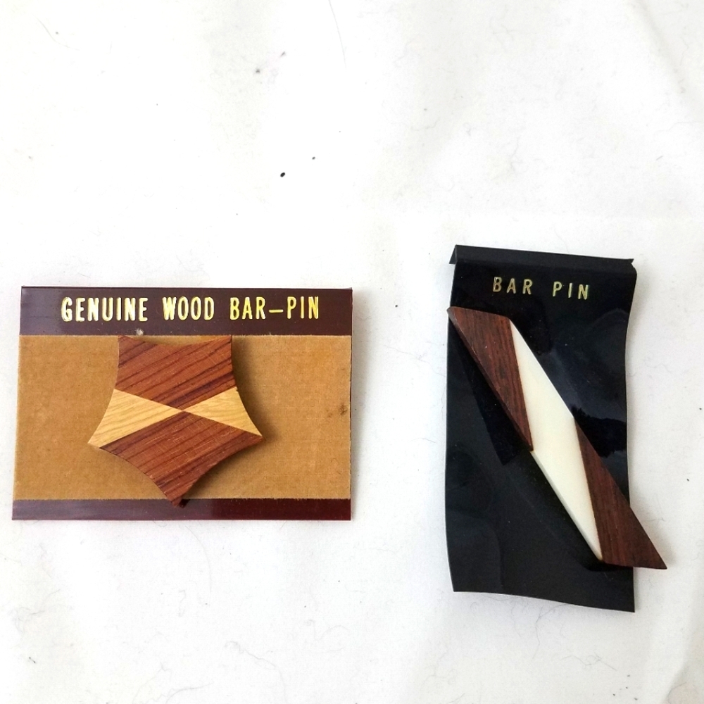 Wooden Bar Pin Set New